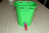 معدات تغذية العجل للمزارع العلفية PP Plastic Feed Bucket 8.0 L